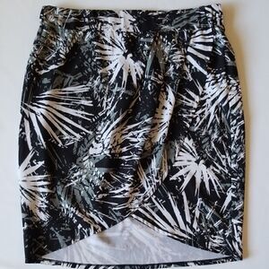 Fabletics Clarissa Wrap Skirt,  L, EUC